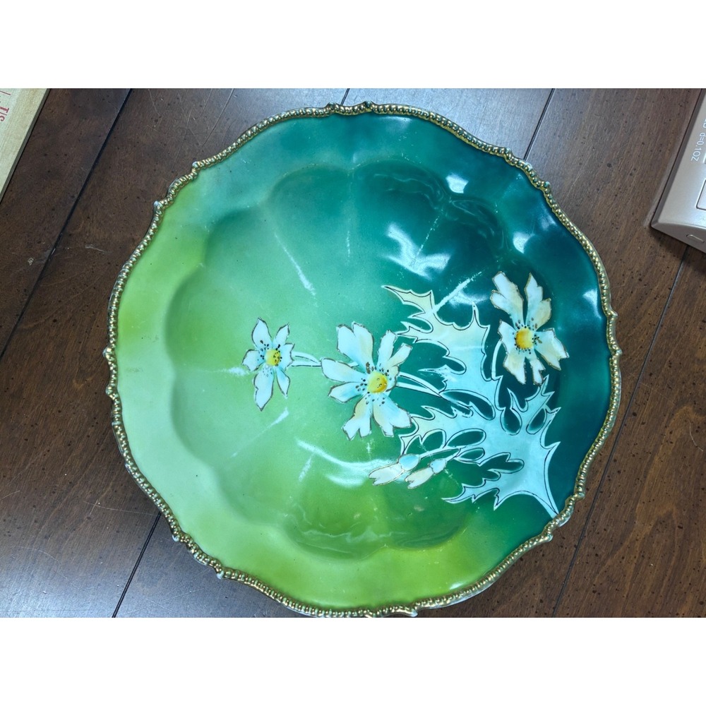 ROYAL VIENNA GREEN PORCELAIN DECORATIVE 10" BOWL WITH WHITE FLOWERS